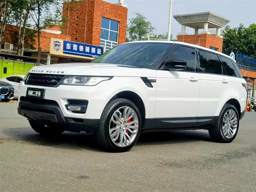 Land Rover Sport 2016 — фото 1