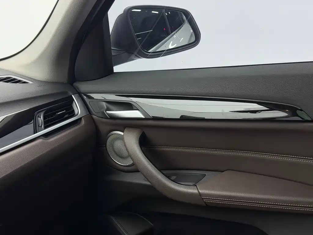 BMW X1 2021 — фото 14