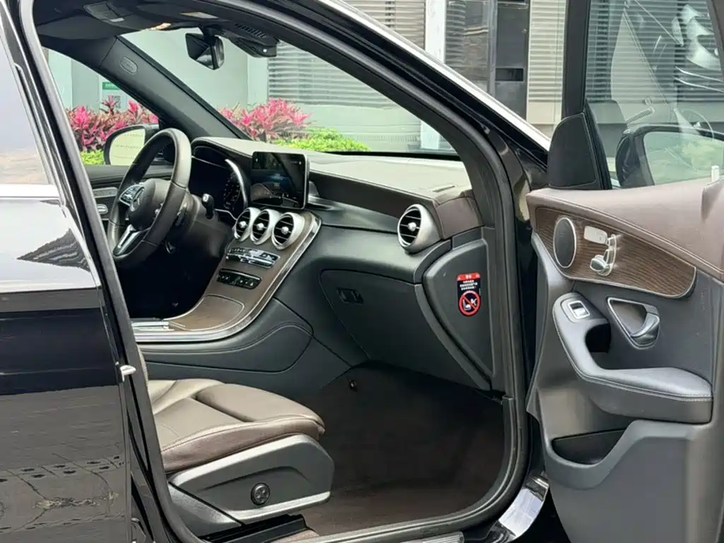 Mercedes-Benz GLC 2022 — фото 12