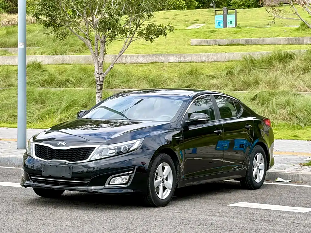Kia K5 2018 — фото 1