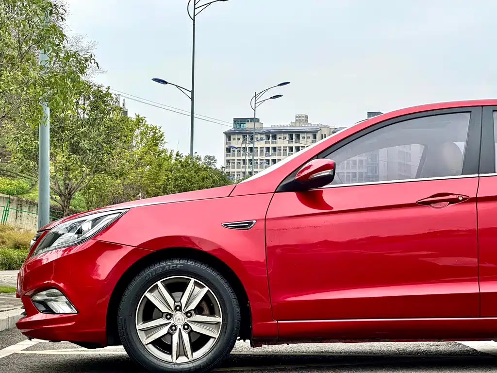 Changan Eado 2016 — фото 14