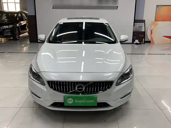 Volvo S60 2018