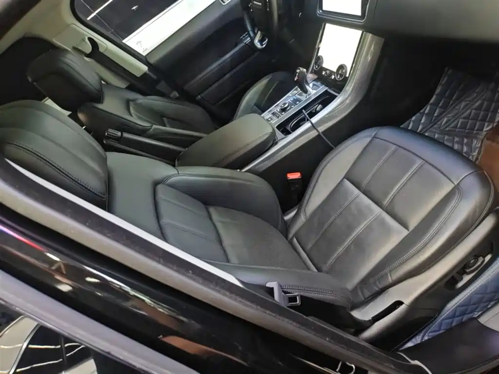 Land Rover Sport PHEV 2020 — фото 20