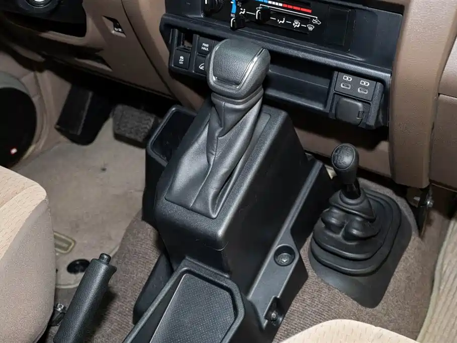 Toyota Land Cruiser 2025 — фото 18