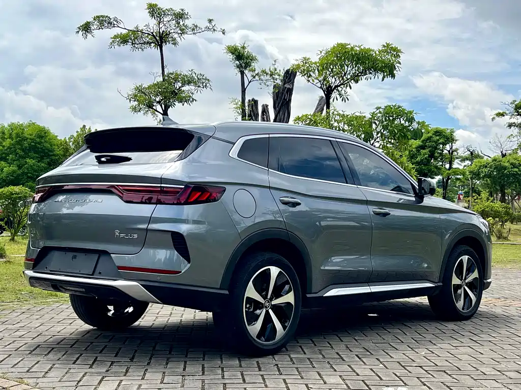 BYD Song PLUS New Energy 2022 — фото 7