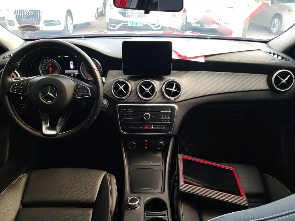 Mercedes-Benz GLA 2017