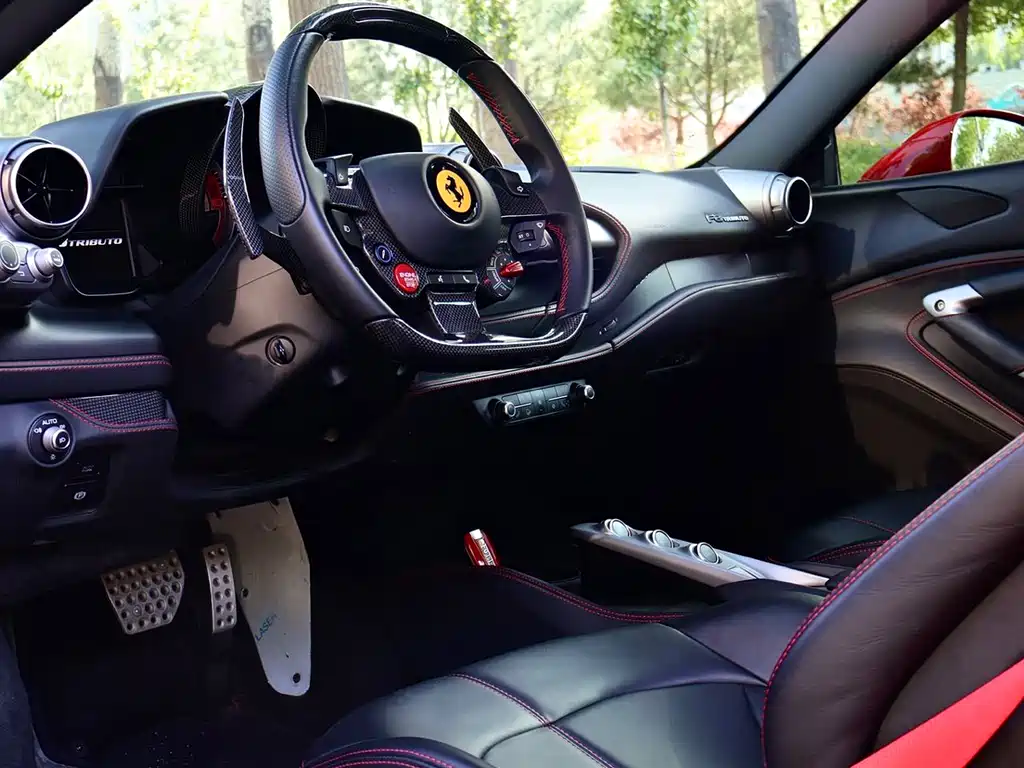 Ferrari F8 2021 — фото 7