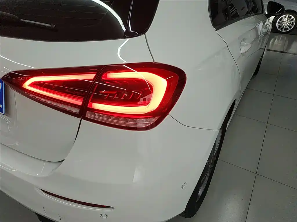 Mercedes-Benz A-Class 2020 — фото 24