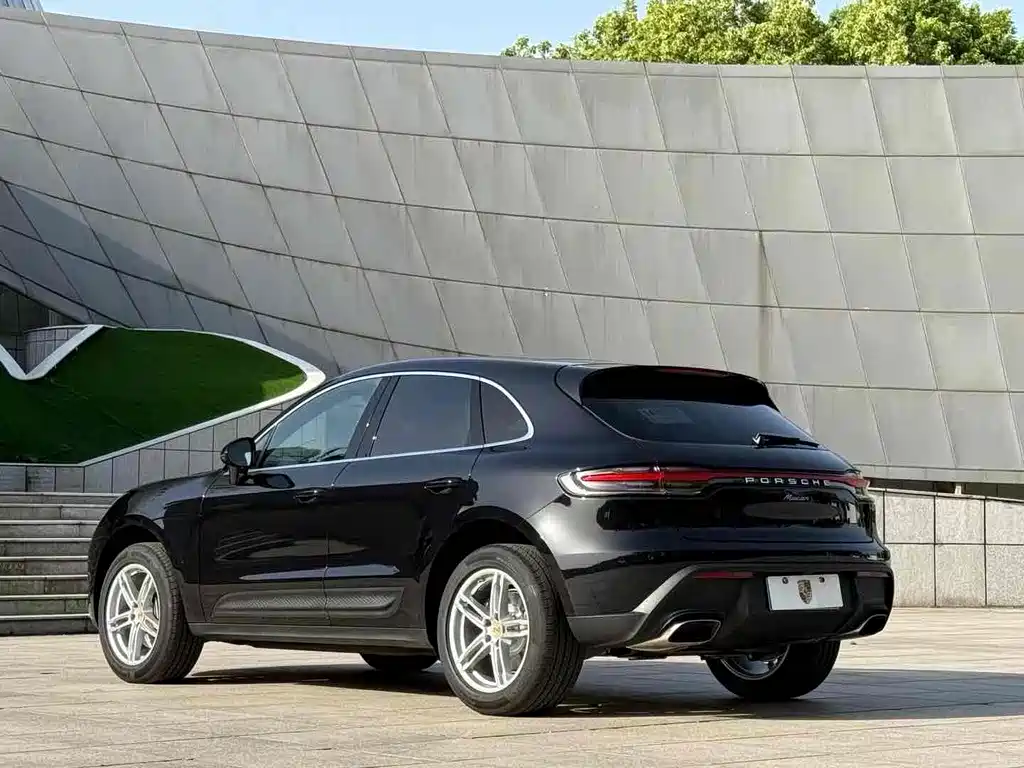 Porsche Macan 2025 — фото 6