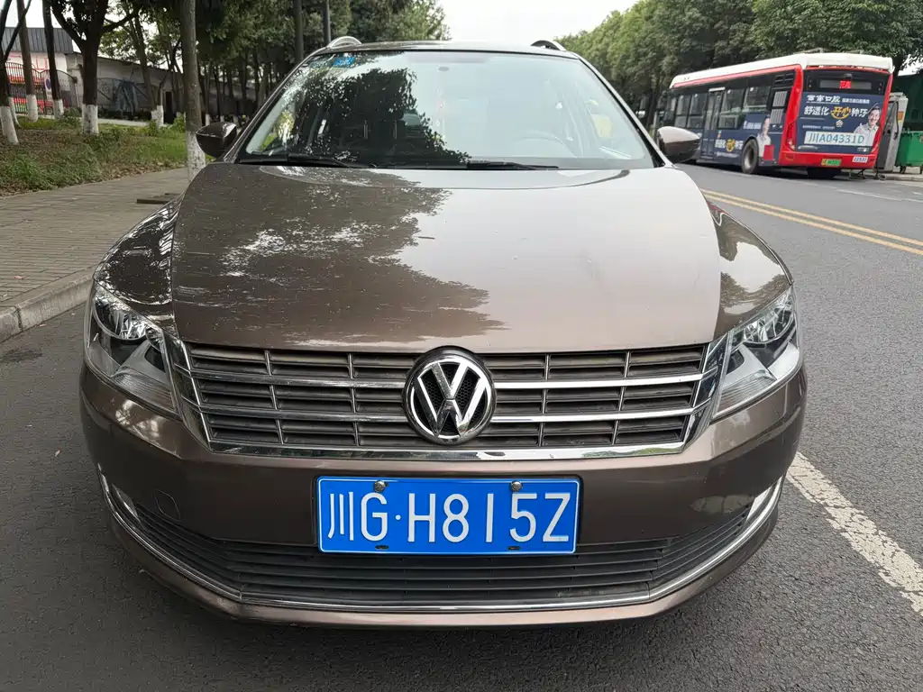 Volkswagen Gran Lavida 2015