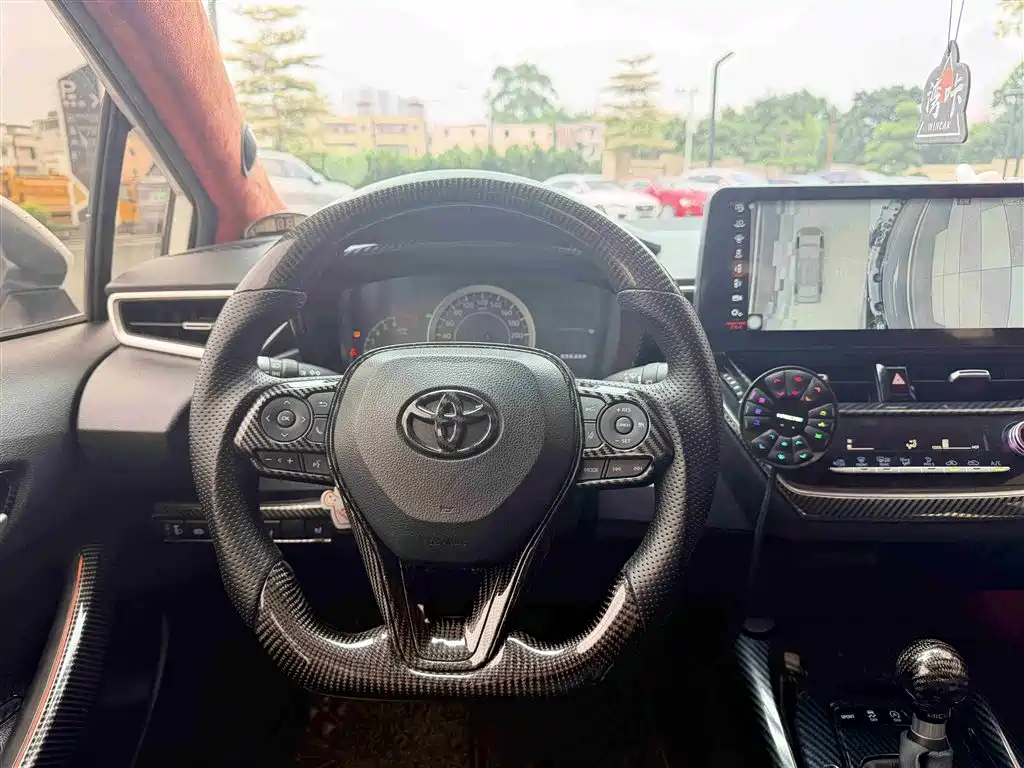 Toyota Corolla 2020 — фото 16