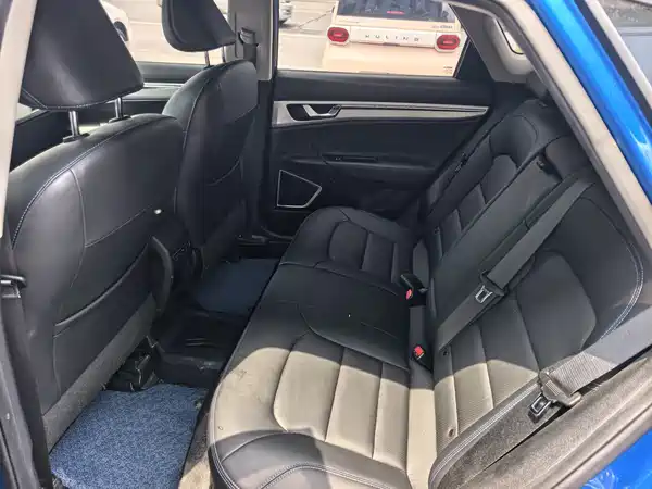 Geely Emgrand Gse 2018