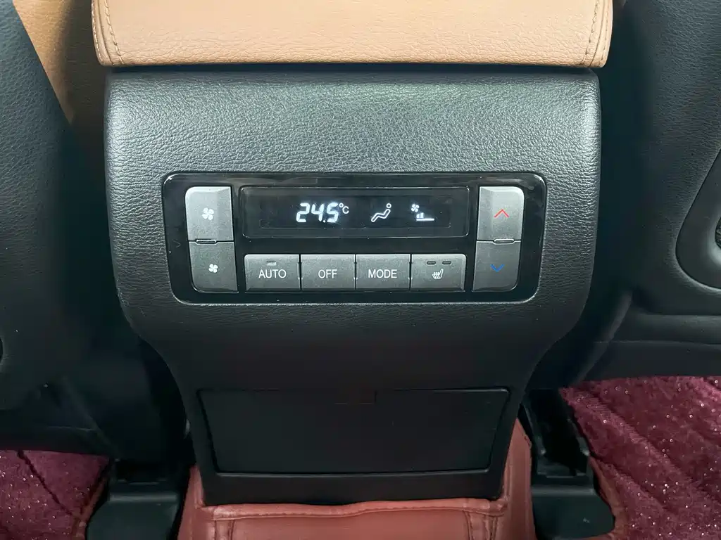 Haval H9 2016 — фото 13