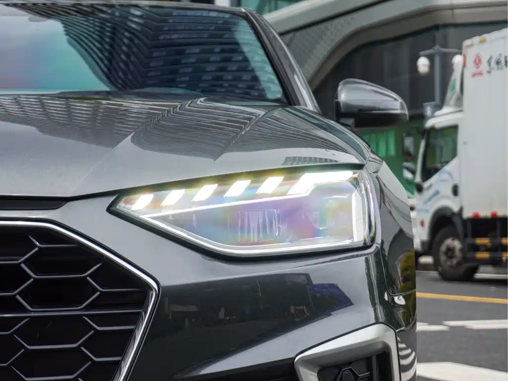 Audi A4L 2020