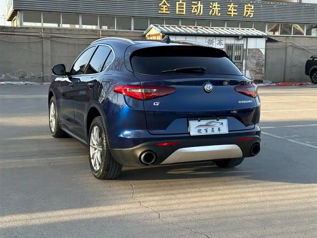 Alfa Romeo Stelvio 2018 — фото 4