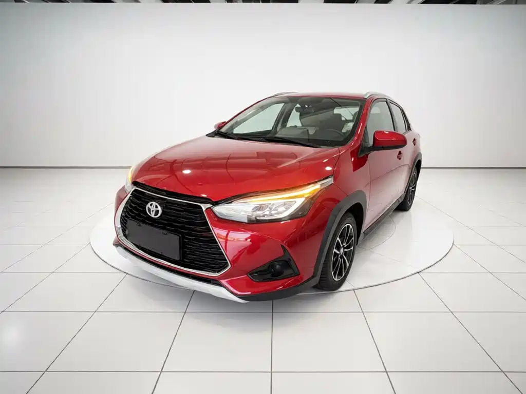 Toyota Yaris L 2021