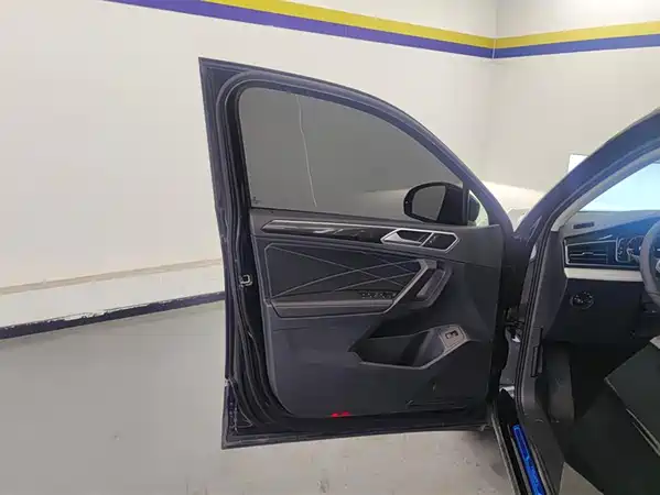 Volkswagen Tiguan L 2025