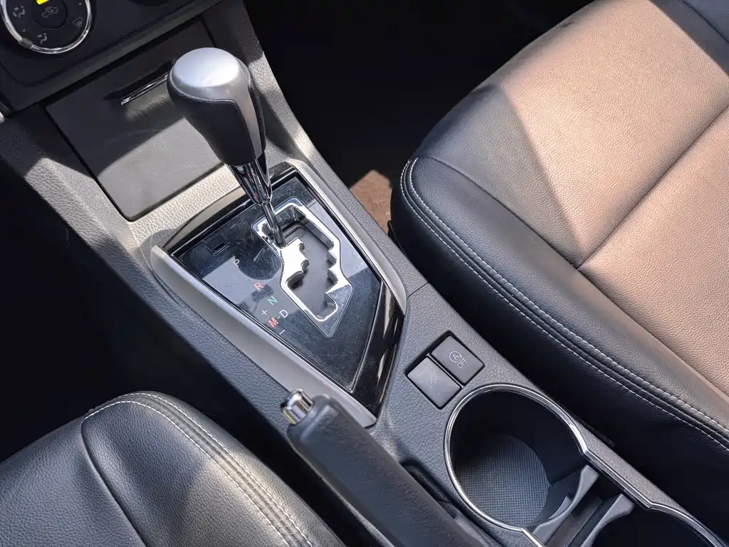 Toyota Corolla 2019 — фото 17
