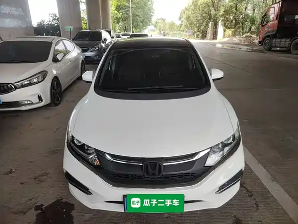 Honda Jade 2019