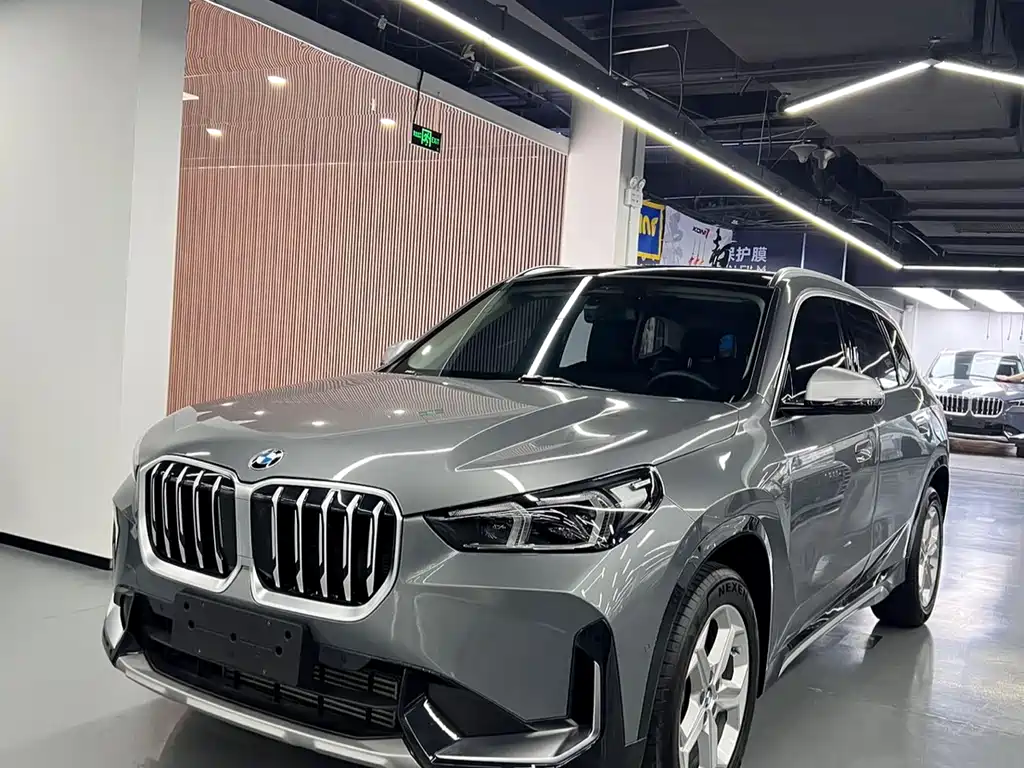 BMW X1 2023 — фото 1