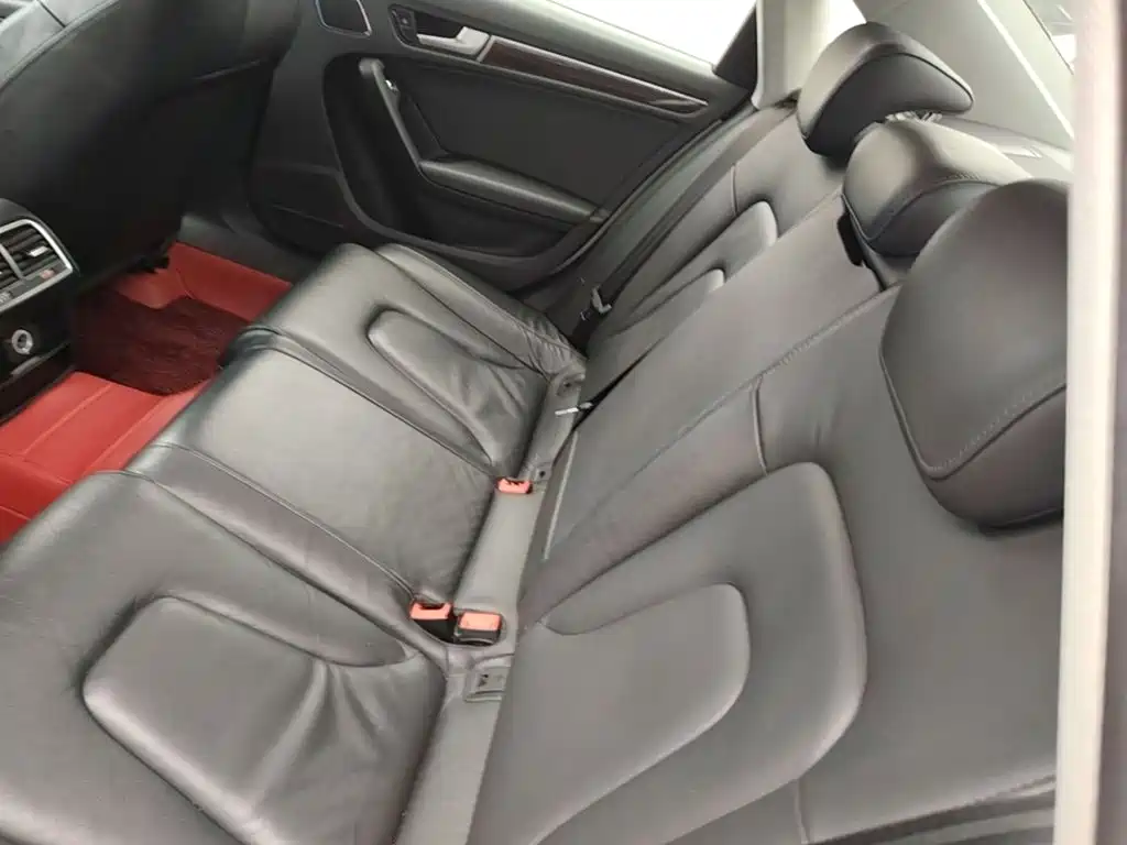 Audi A4L 2014 — фото 17