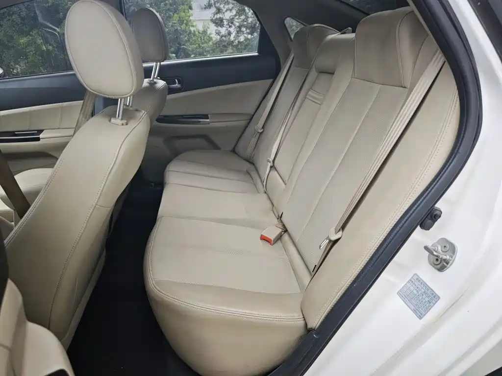 Changan Escape 2015 — фото 17