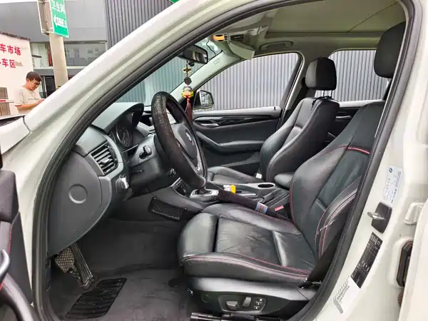 BMW X1 2013