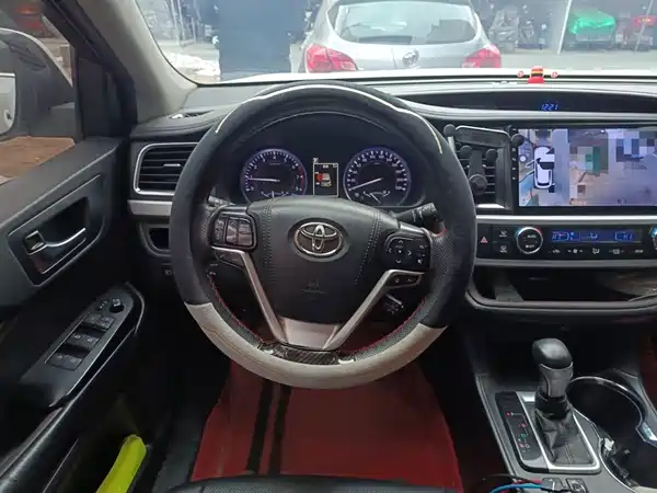 Toyota Highlander 2018