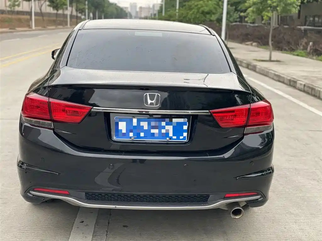 Honda Spirior 2016 — фото 14