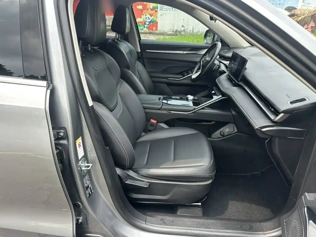 Haval H6 2023 — фото 18