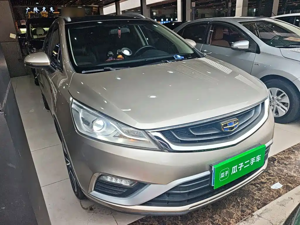 Geely Emgrand GS 2017 — фото 22