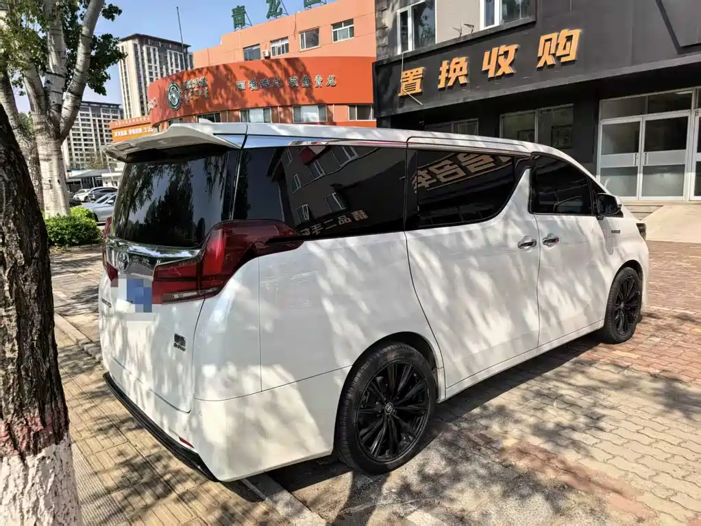 Toyota Alphard 2020 — фото 5