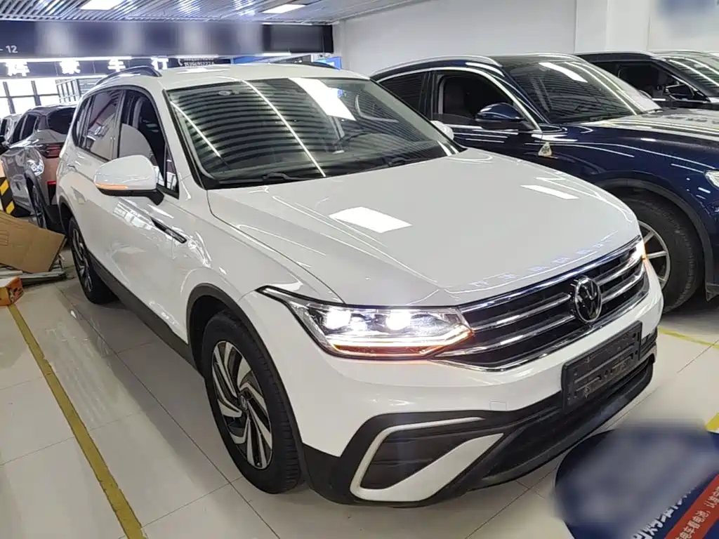 Volkswagen Tiguan L 2022