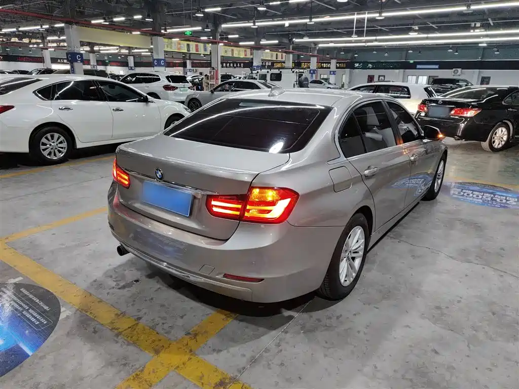 BMW 3 Series 2015 — фото 23