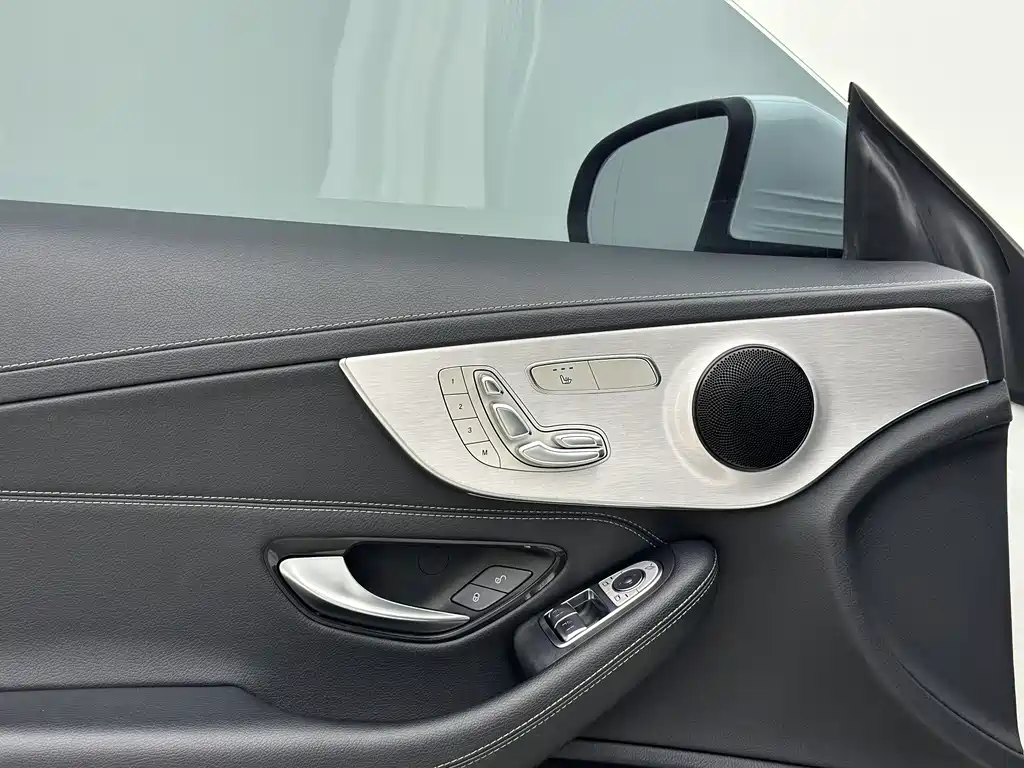 Mercedes-Benz C-Class 2021 — фото 9