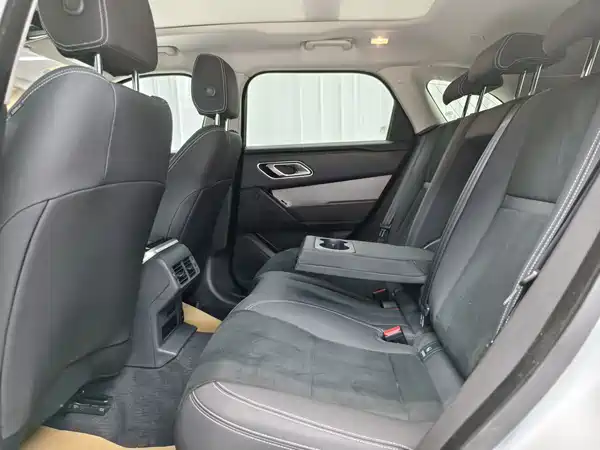 Land Rover Range Rover Velar 2021