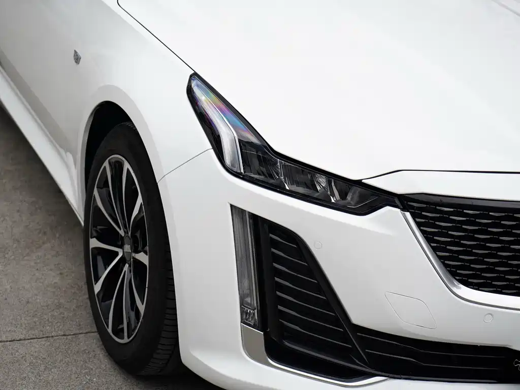 Cadillac CT5 2023 — фото 10