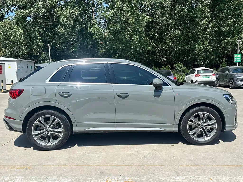 Audi Q3 2024 — фото 5