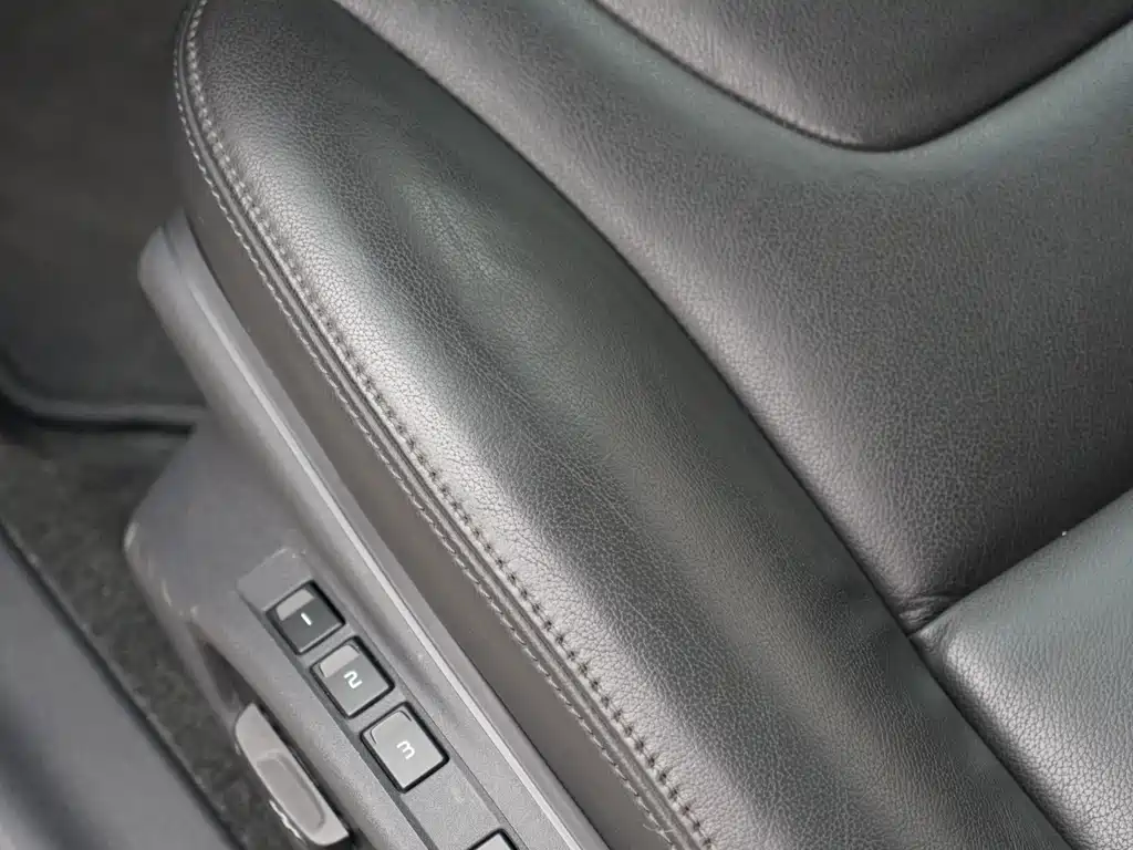 Volvo V60 2016 — фото 10