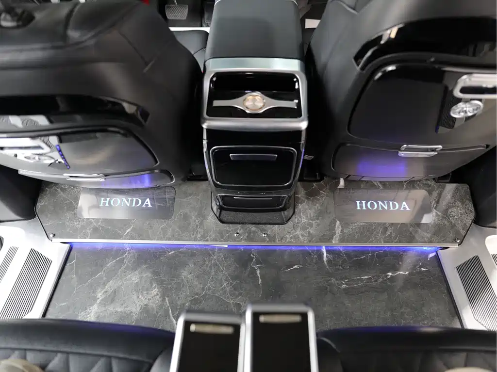 Honda Elysion 2023 — фото 15