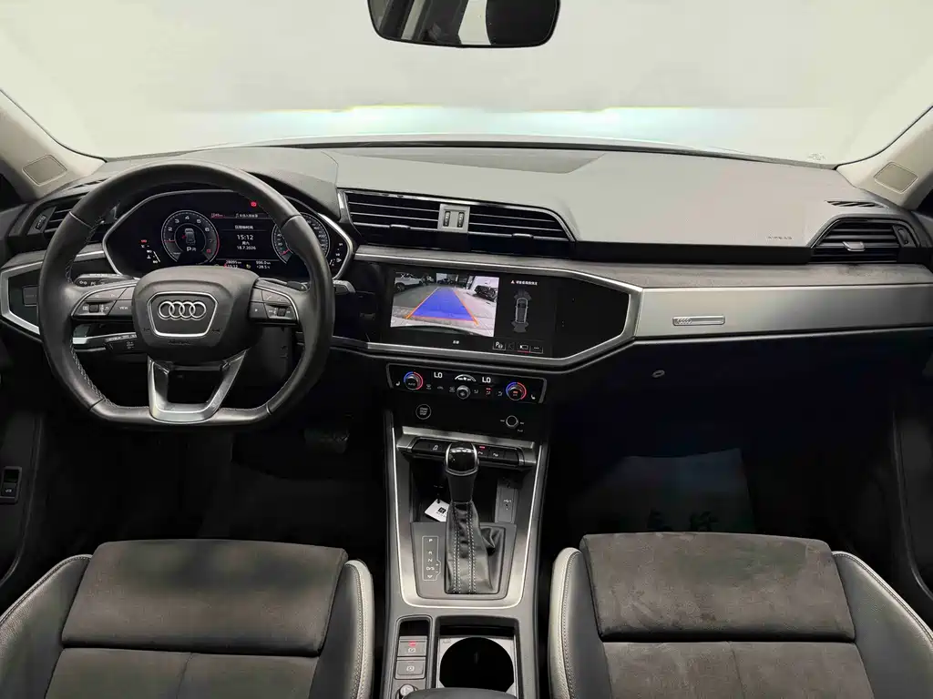 Audi Q3 2023 — фото 17