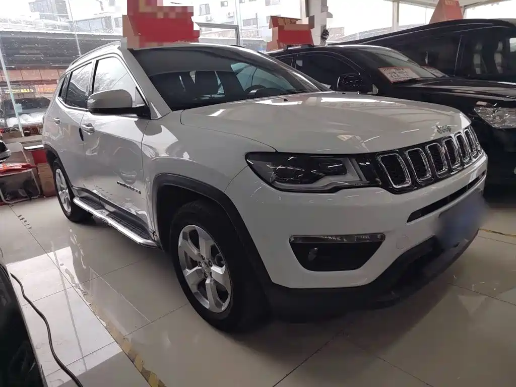 Jeep Compass 2021 — фото 4