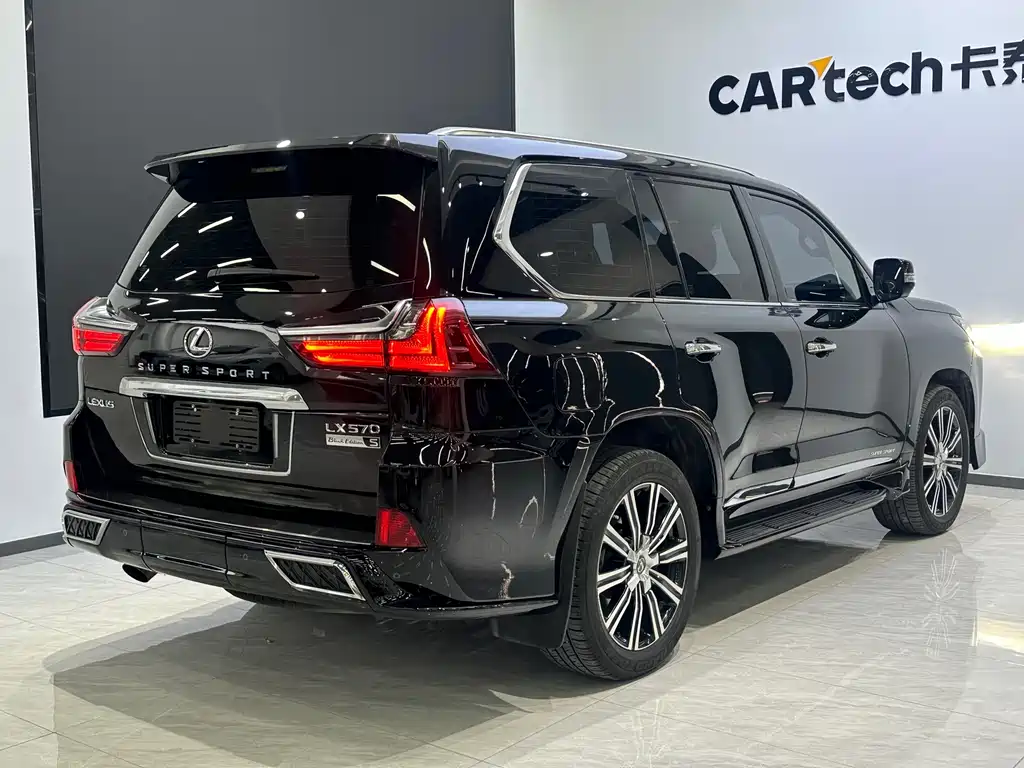 Lexus LX 2019 — фото 6