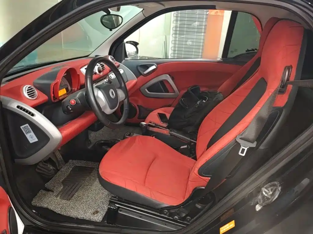 smart Fortwo 2014 — фото 16
