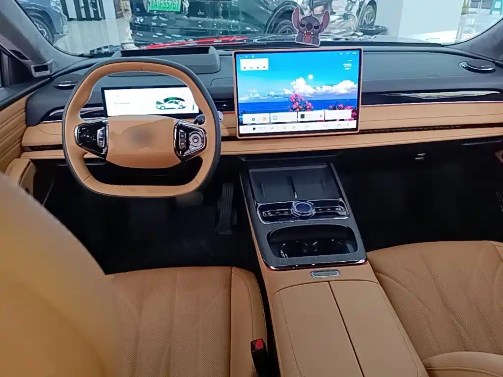 Geely Galaxy Starshine 8 2025 — фото 10