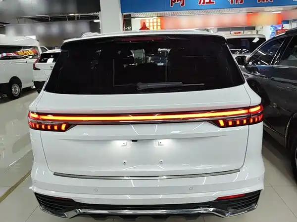 Geely Xingyue L 2022