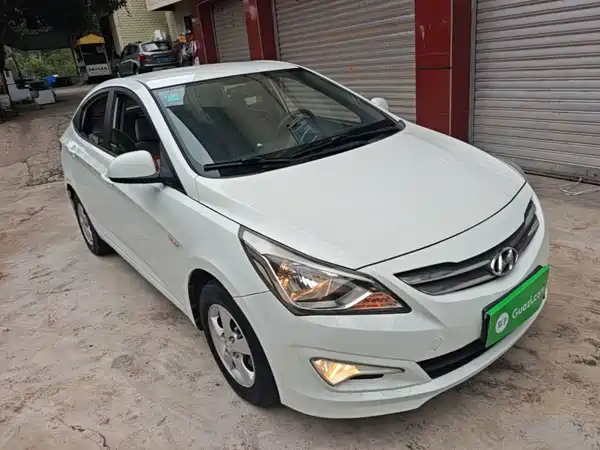 Hyundai Accent 2016
