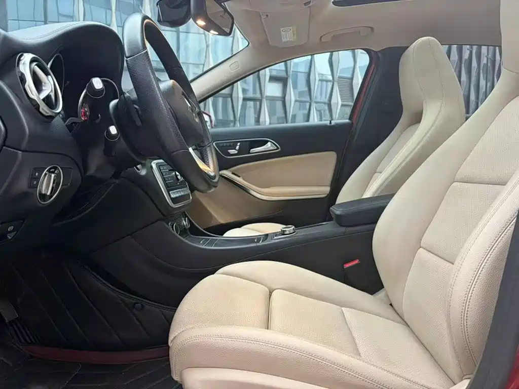 Mercedes-Benz GLA 2018 — фото 13