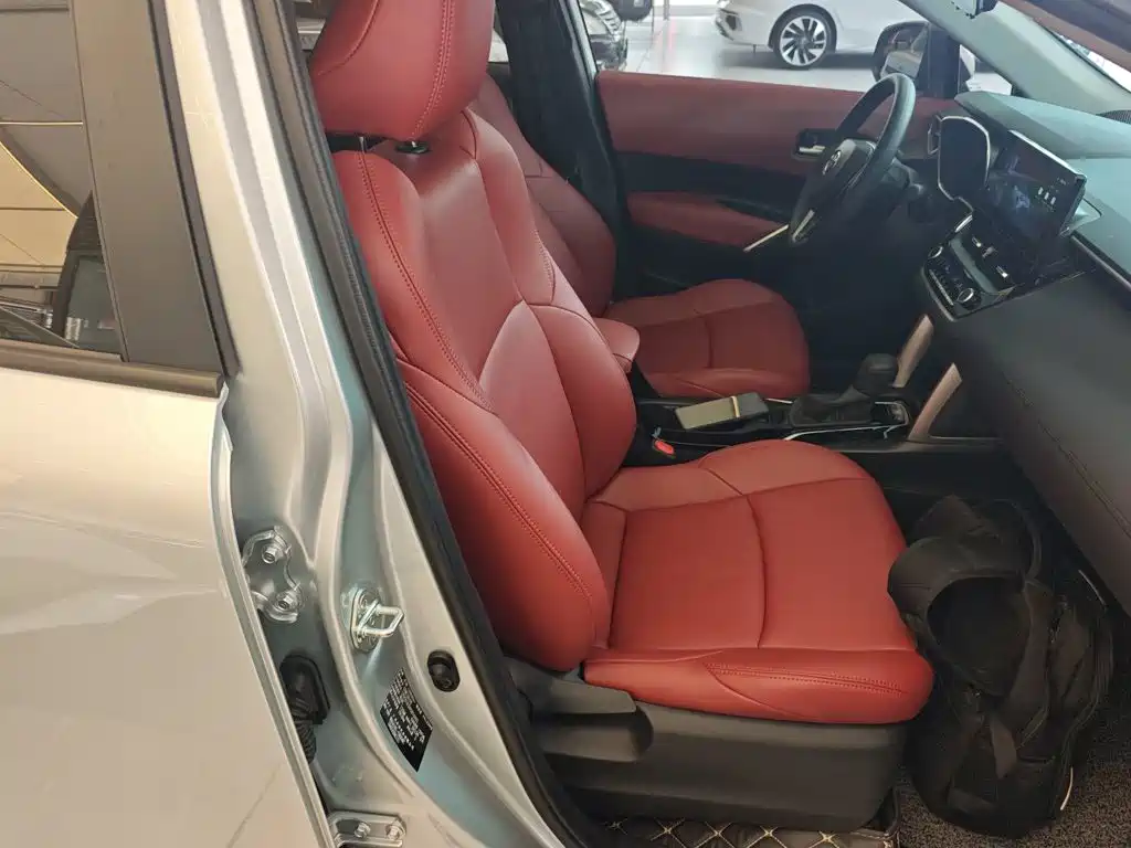 Toyota Frontlander 2023