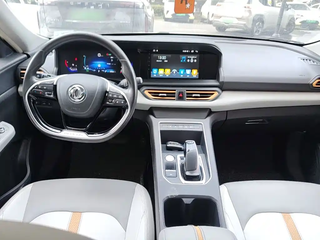 Dongfeng E70 2023